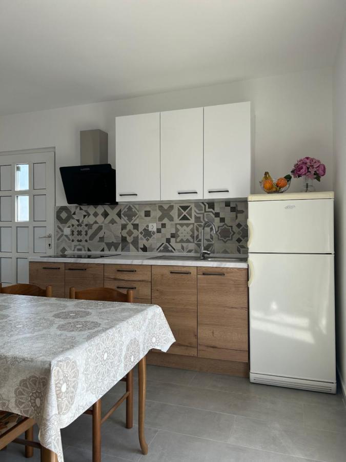 Apartments Ljubomir Rogoznica  Zewnętrze zdjęcie