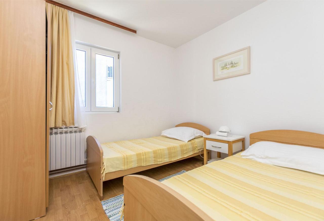 Apartments Ljubomir Rogoznica  Zewnętrze zdjęcie