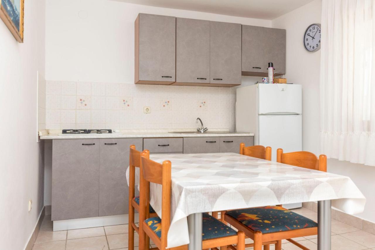 Apartments Ljubomir Rogoznica  Zewnętrze zdjęcie