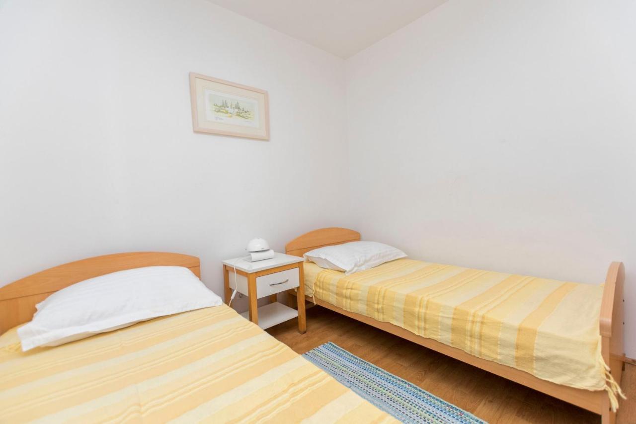 Apartments Ljubomir Rogoznica  Zewnętrze zdjęcie